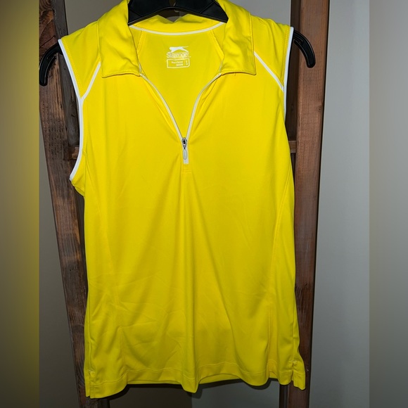 Never worn golf shirt!!! - Picture 3 of 6